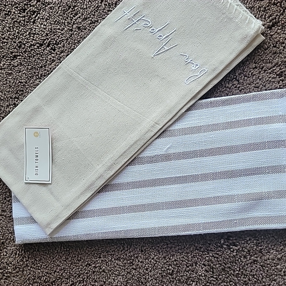 Embroidered Kitchen Towels Set - Picture 5 of 5